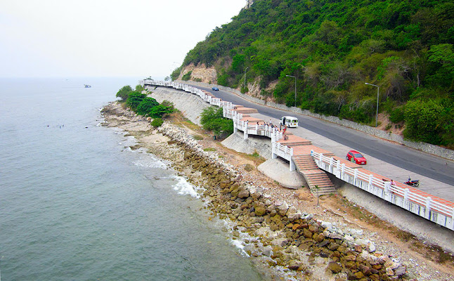 จุดชมวิวเขาสามมุข