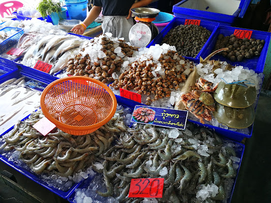 ร้านอาหารทะเลตลาดสัตหีบ